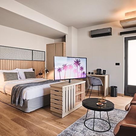 Cama Luxury Suites Athens Exterior photo